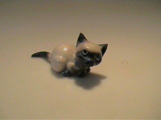 Vintage Miniature Hagen Renaker Mama Crouching Siamese Cat