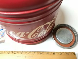 Vintage RED Round INSULATED CARRIER COCA - COLA COOLER WITH WOODEN HANDLE 3