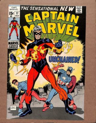 Captain Marvel 17 - Near 9.  0 Nm - Space Born Superhero Marvel Comics