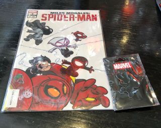 Spider Man Mike Morales Comic Book - Noir Pin Incl.