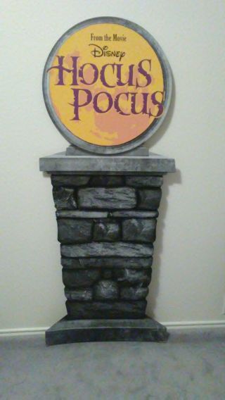 Disney Hocus Pocus 4 " 11in.  Cardboard Spirit Of Halloween Display