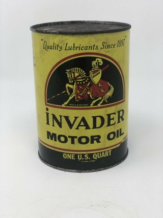 1 Quart Invader Oil Can