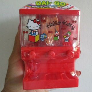 Sanrio Hello Kitty Sweet Candy Dispenser Red Plastic Box 5x7x11 Cm Exp 2020