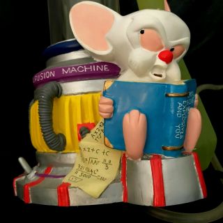 Pinky and the Brain Acme Bubbling and Lighted Fusion Machine 2