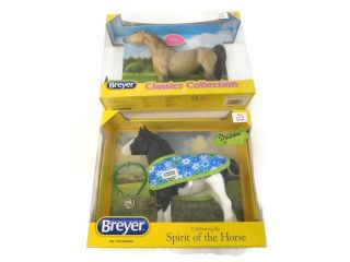 2 Breyer Spirit Of The Horse Shadow Clydesdale Foal 1796 W Blanket & Bracelet 2