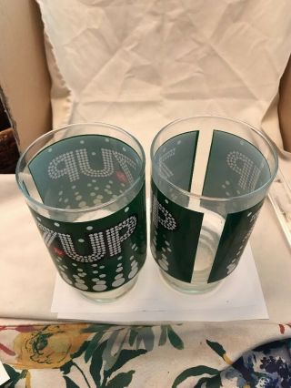 Set Of 2 Vintage 7UP Drinking Glasses Soda Collectible Glass 32 Oz.  Advertising 6