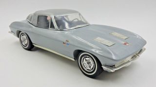 Vintage Jim Beam 1963 Split Window Silver Corvette Decanter Car Empty