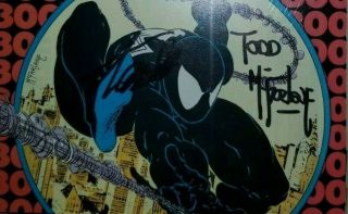 Spider - Man 300 CGC SS 9.  4 Signed by Stan Lee & Todd McFarlane 1st VENOM 3
