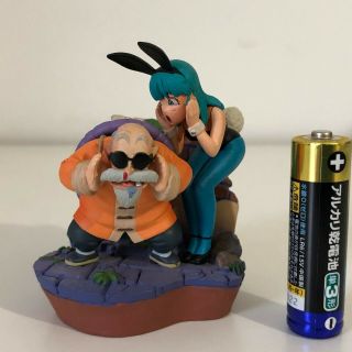 Dragon Ball Z Mini Action Figures Master Roshi And Bulma