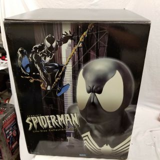SIDESHOW SPIDER - MAN Life SIZE BUST Symbiote Version STATUE Movie Avengers Venom 10