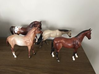 Breyer Classic Horse Set Of 4 2