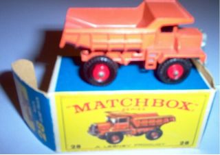 Matchbox Lesney Vintage 28 Mack Dump Truck Orange 1950 