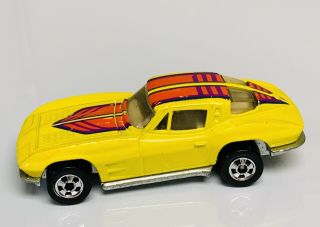 Hot Wheels Blackwall Hi - Rakers Yellow 63 Corvette Split Window Great Shape 2
