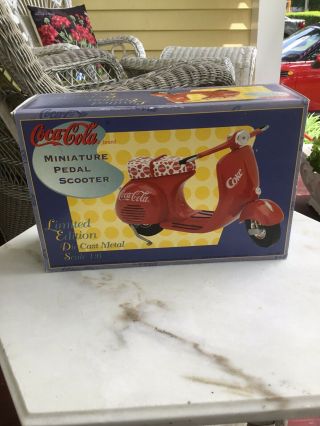 Rare Coca - cola 1:6 Scale Red Scooter 2