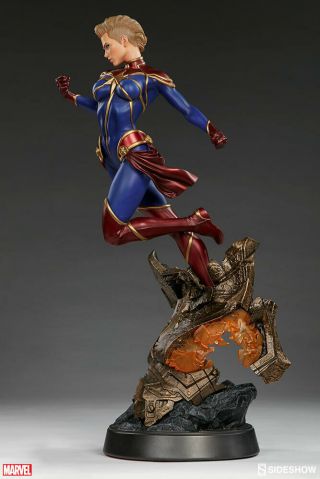 Sideshow Exclusive Captain Marvel 1/4 scale statue 36/1500 Premium Format 5