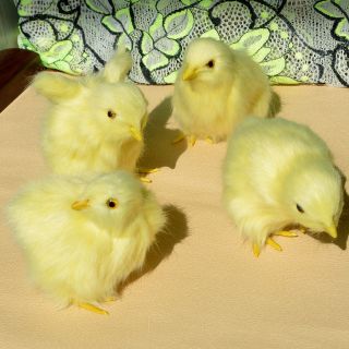 4 X Realistic Lifelike Baby Chicks Synthetic Chicken Spring Easter Photo Prop