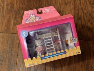 Nib Bandai At Home With Hello Kitty Set: Hello Kitty With Bunk Bed