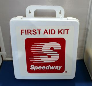 Vintage Speedway Gas Empty Plastic First Aid Kit Wall Box Service Station Oil