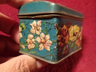 Early 1900 Imperial Russia Russian Tin Tea Box Flowers W.  Wissotzky Moscow