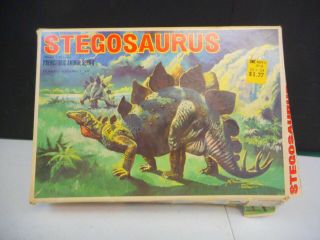 Vintage Stegosaurus 1/35 Scale Prehistoric Animal Series Model