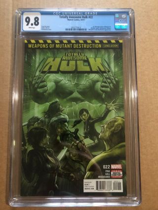 Totally Awesome Hulk 22 (2017) Cgc 9.  8 1st Print 1st App Of Weapon H