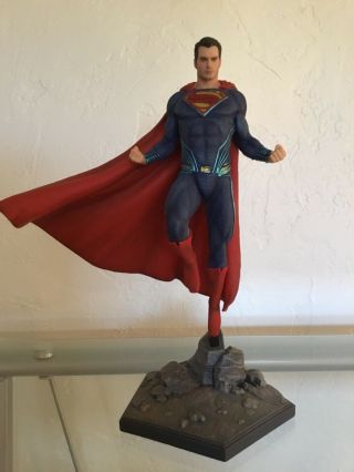 Superman Art Scale Iron Studios Statue,  Justice League,  1/10 Scale