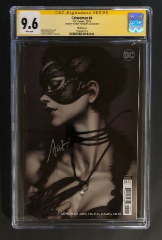 Catwoman 4 Cgc 9.  6 Ss Artgerm Signed Variant