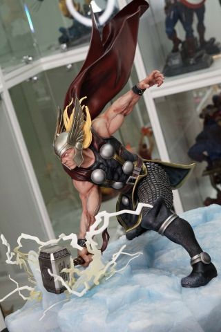 Custom Thor Statue Modern 1/4 Scale Not Sideshow Xm Prime