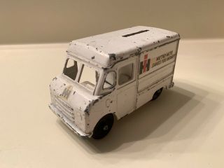 1950’s Ertl Die Cast Metal International Step Van Toy Truck Bank 1:43 Scale