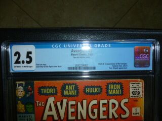 MARVEL THE AVENGERS 1 CGC (2.  5) OFF WHITE TO WHITE PAGES 2