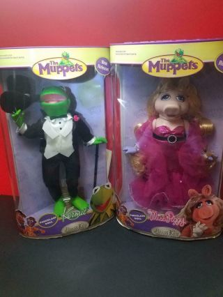 The Muppets Kermit & Miss Piggy Porcelain Doll Set - - Brass Key 25 Year - -