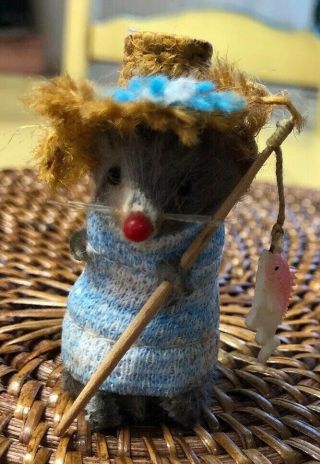 Vintage Little Mouse Factory Real Fur Fisherman Fishing Pole Tag Usa