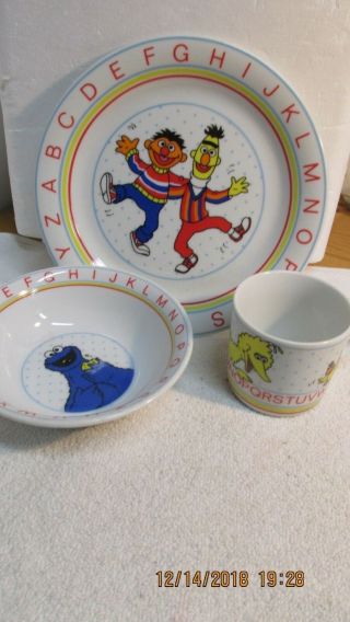 Sesame Street Bert And Ernie Alphabet Plate Porcelain Jmp China,  Big Bird Cookie