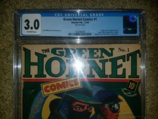 Green Hornet Comics 1 CGC 3.  0 Holyoke 1940 1st Appearance of The Green Hornet 4