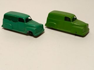2 Vintage Tootsietoy Green 1950 Chevrolet Panel Trucks Toy Car Chevy Chicago Usa
