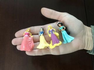 Kinder Egg 4 Disney Princesses / Jasmine,  Snow White,  Rapunsel & Aurora 3