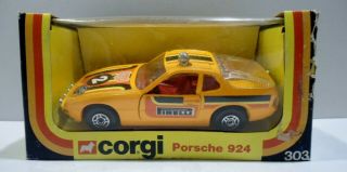 1:36 Corgi Metal Car Porsche 924 Pirelli Hella Rally Racing Mettoy Model 303