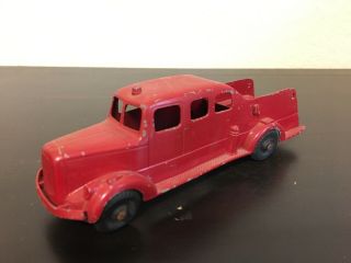 Vintage Tootsietoy 6 1/4” Die Cast Metal Toy Red Mack Fire Truck