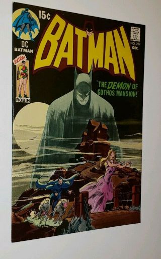 Dc Comics Batman 227 Comic Book,  Iconic Cover Nm/nm,  9.  4/9.  6