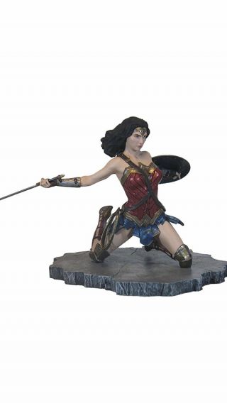 Wonder Woman Statue Dc Gallery Justice League Diorama By Diamond Select 2018