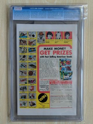 1975 MARVEL GIANT - SIZE X - MEN 1 CGC 9.  6 WHITE PAGES 2
