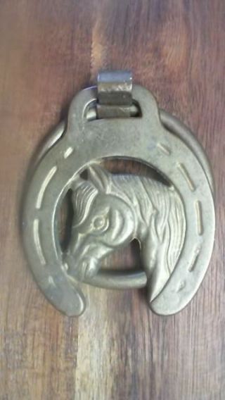 Vintage Brass Horse Head And Horse Shoe Harness Decoration R3t1