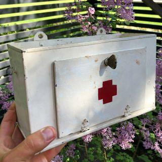 Antique 1915 Medicine Wall Cabinet First Aid Medical Red Cross Station