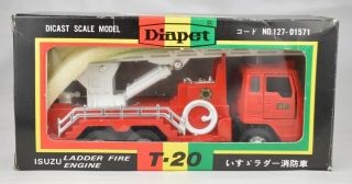 Yonezawa Diapet 127 - 01571 Isuzu Fire Truck 5 1/2 " Long Made In Japan W/box