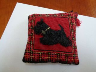 Completed Kit Of A Stuffed 5x5 Cushion Needlepoint Scottie Dog Red Plaid Border