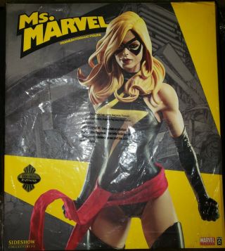 Sideshow Collectibles Ms.  Marvel Premium Format Exclusive
