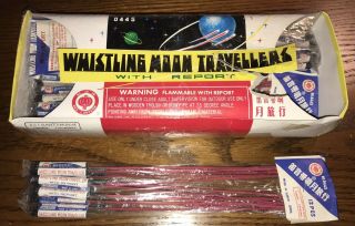 Vtg Red Lantern Fireworks Label Whistling Moon Travellers Bottle Rockets 5 Doz