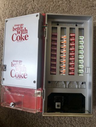 VINTAGE ULTRA RARE 1996 Coca Cola collectible light up,  music playing piggy bank 3