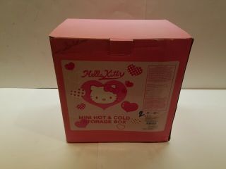 2004 Hello Kitty Personal Refrigirator Mini Fridge Portable Hot & Cold Pink