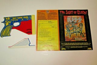 Kiss - Love Gun LP US w/ Gun & Inserts Casablanca Records 1977 3